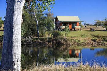 Henderson Park Farm Retreat Villa Yeppoon Buitenkant foto